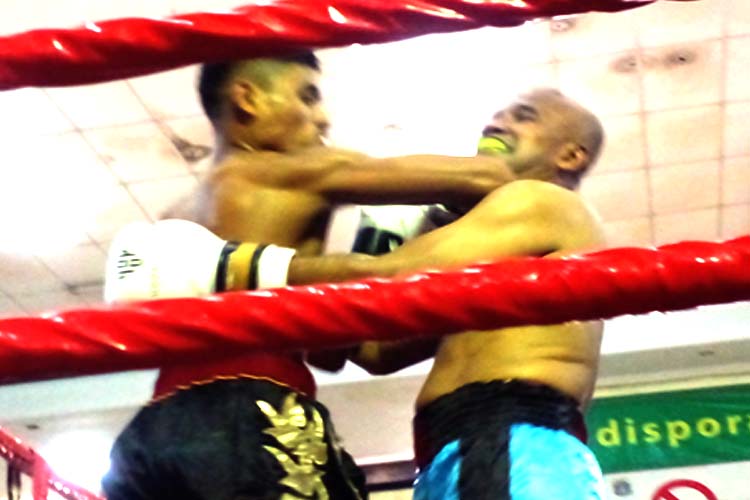 BERE NAHAK VS DAENG ARMANDO