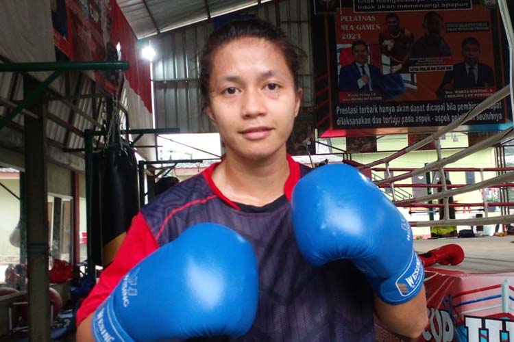 RATNASARI DEVI VS GLOVE