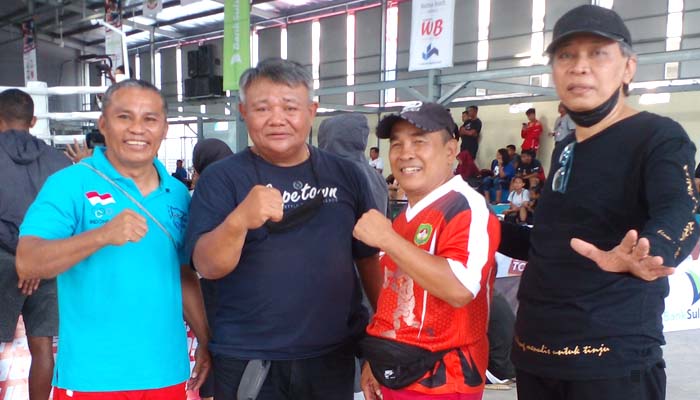 PARA LEGENDA TINJU DI MAKASSAR